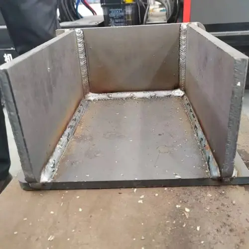  Positioner Type Teaching-Free Welding Robot (4)