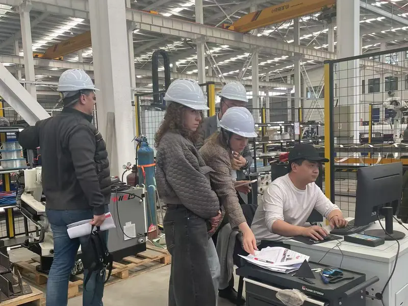 Russian Clients Explore Advanced Manufacturing Solutions in WWELD