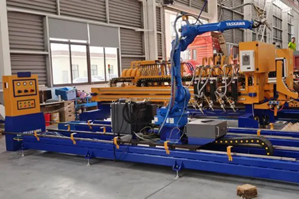 Intelligent and Information-based Technologies Revolutionize CNC Cutting Machines