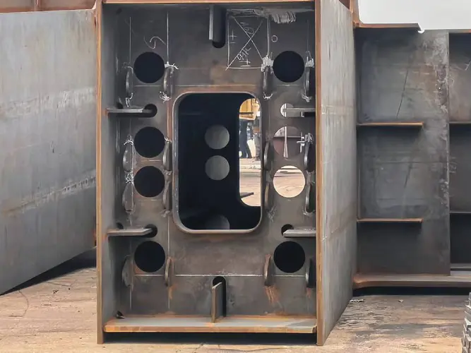 Gantry-Type Teaching-Free Welding Robot (6)