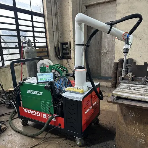 2 welding cobot
